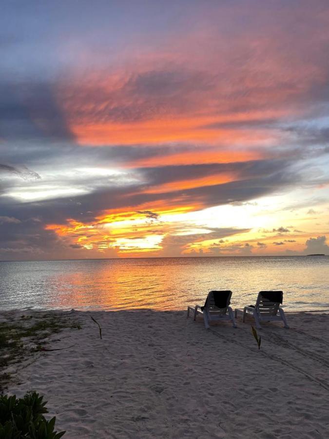 Beach House Dhiffushi Kültér fotó